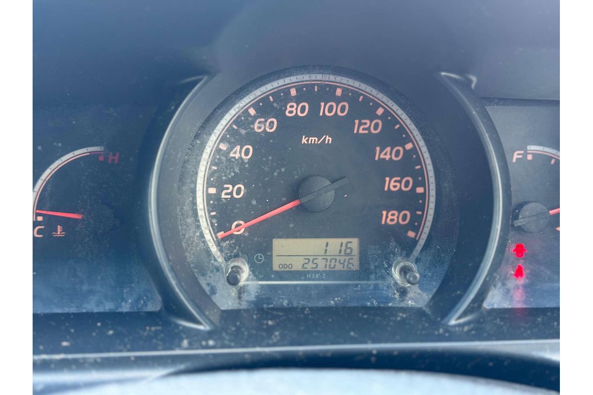2012 Toyota Hiace  TRH201R LWB