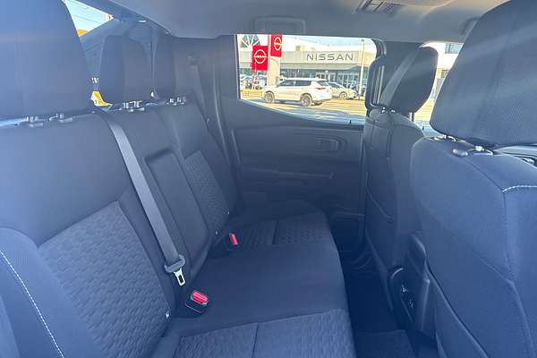 2025 Mitsubishi Triton GLX-R MV 4X4