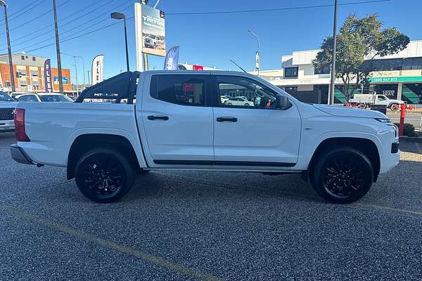 2025 Mitsubishi Triton GLX-R MV 4X4