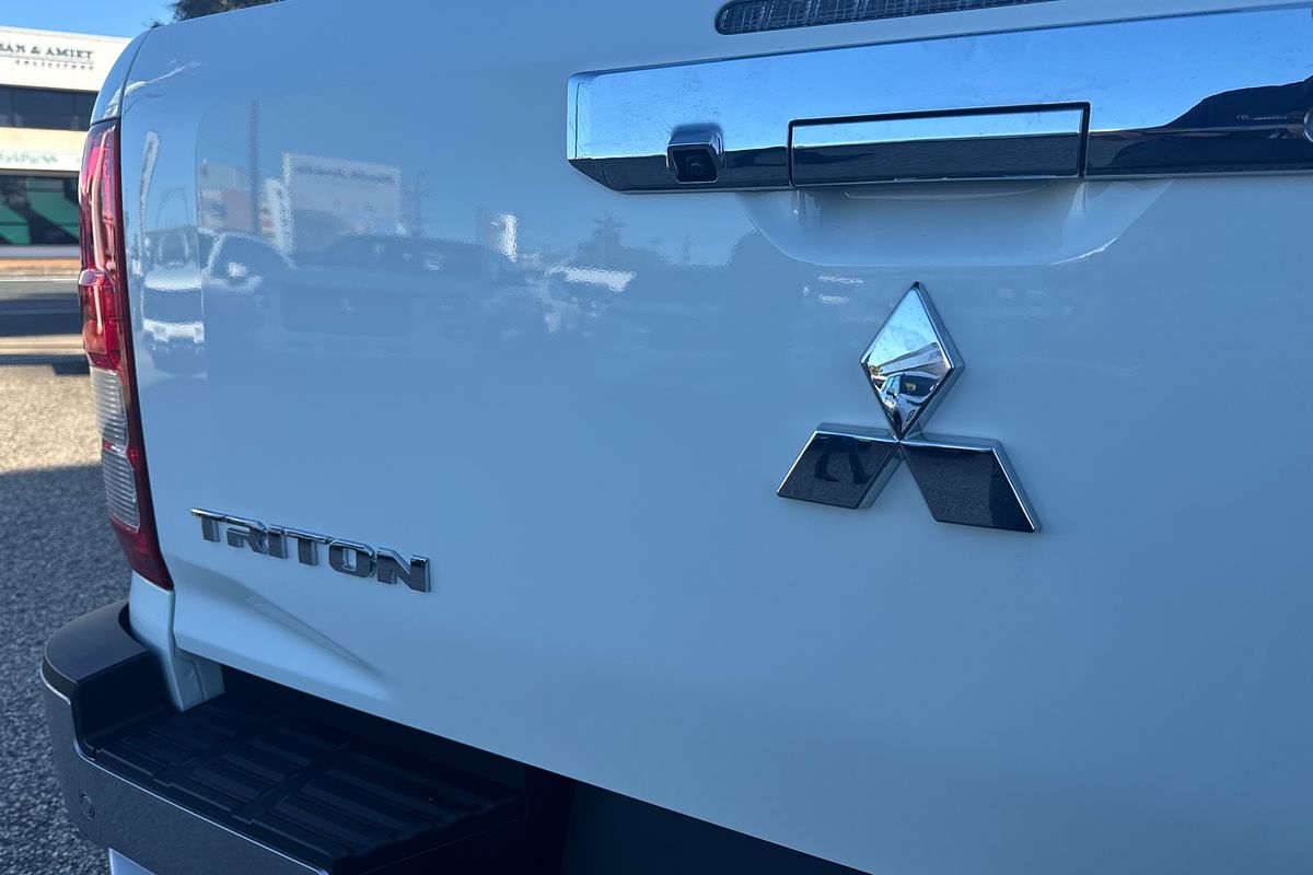 2025 Mitsubishi Triton GLX-R MV 4X4