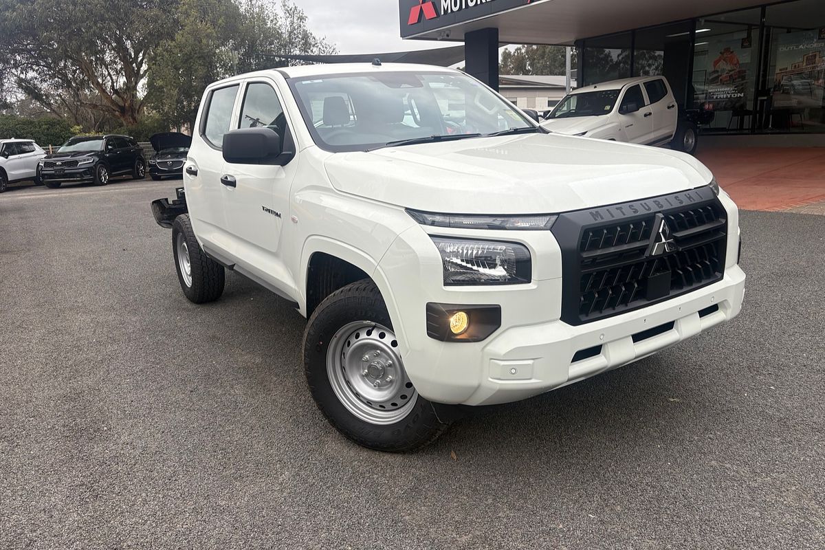 2025 Mitsubishi Triton GLX MV 4X4
