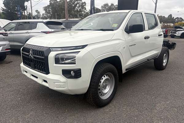 2025 Mitsubishi Triton GLX MV 4X4