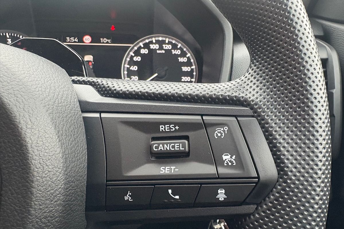 2025 Mitsubishi Triton GLX MV 4X4