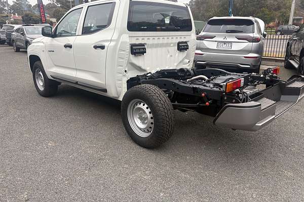 2025 Mitsubishi Triton GLX MV 4X4