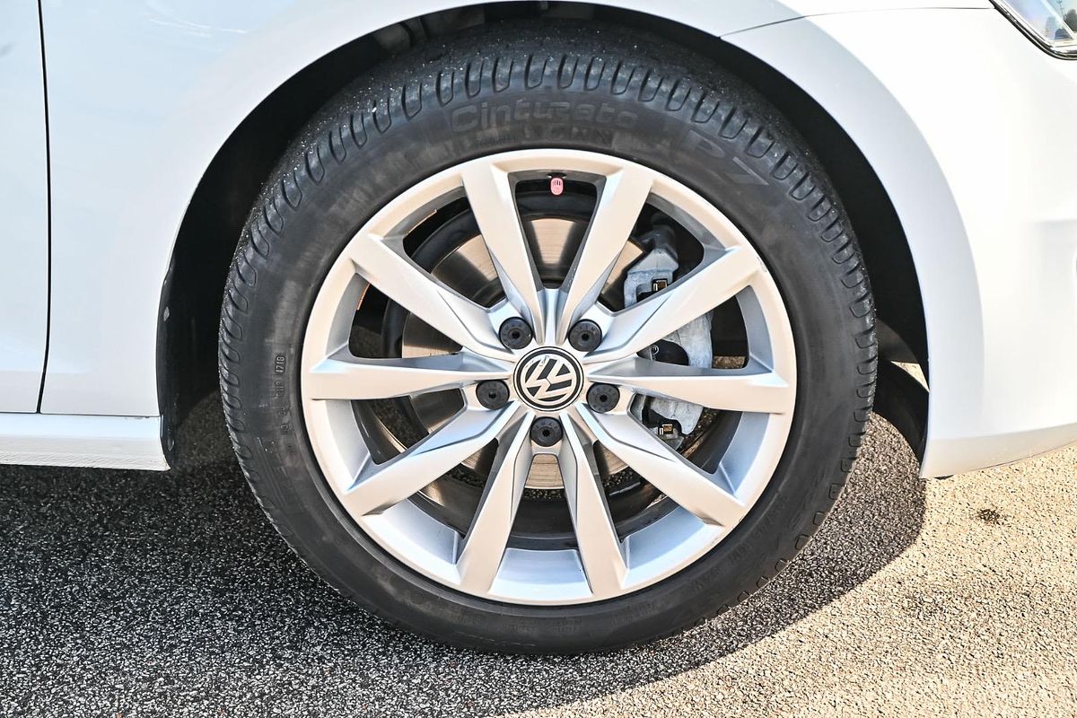 2013 Volkswagen Golf 103TSI Highline 7