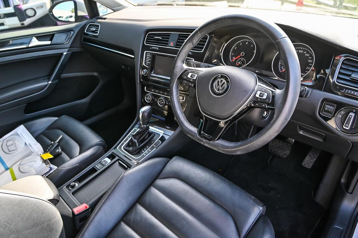2013 Volkswagen Golf 103TSI Highline 7