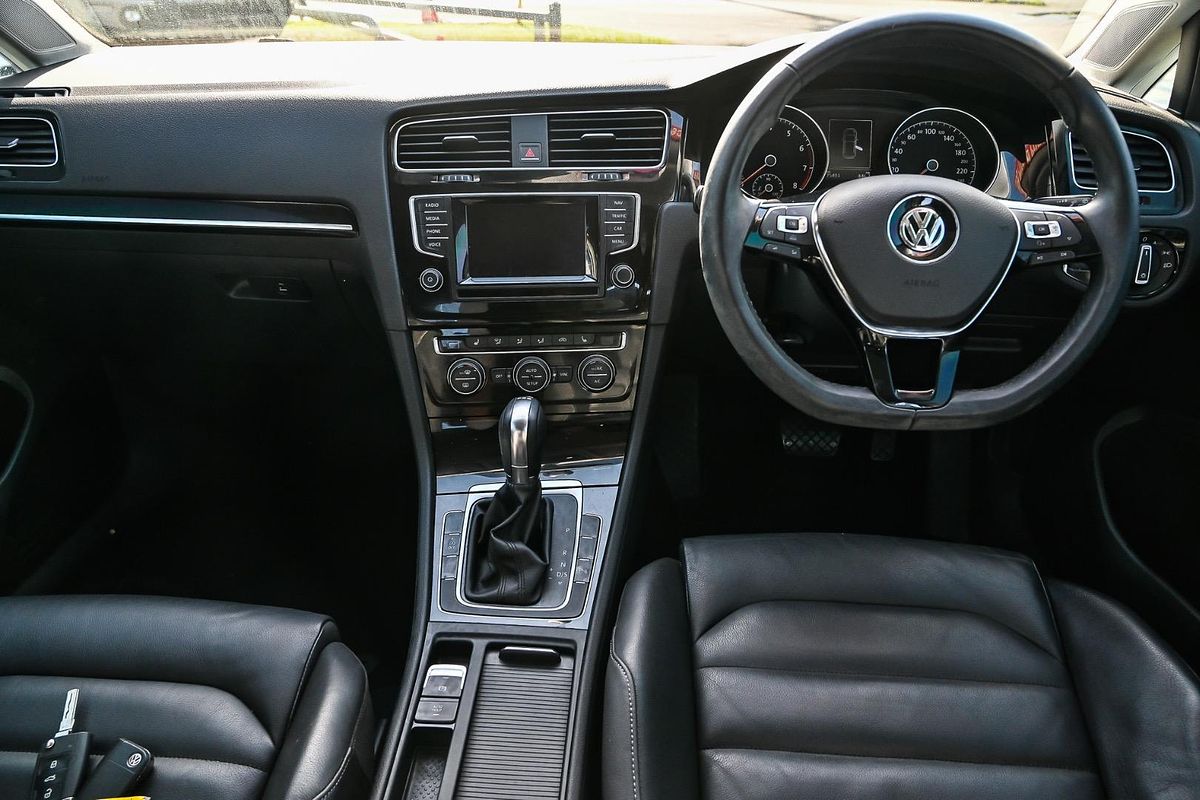 2013 Volkswagen Golf 103TSI Highline 7