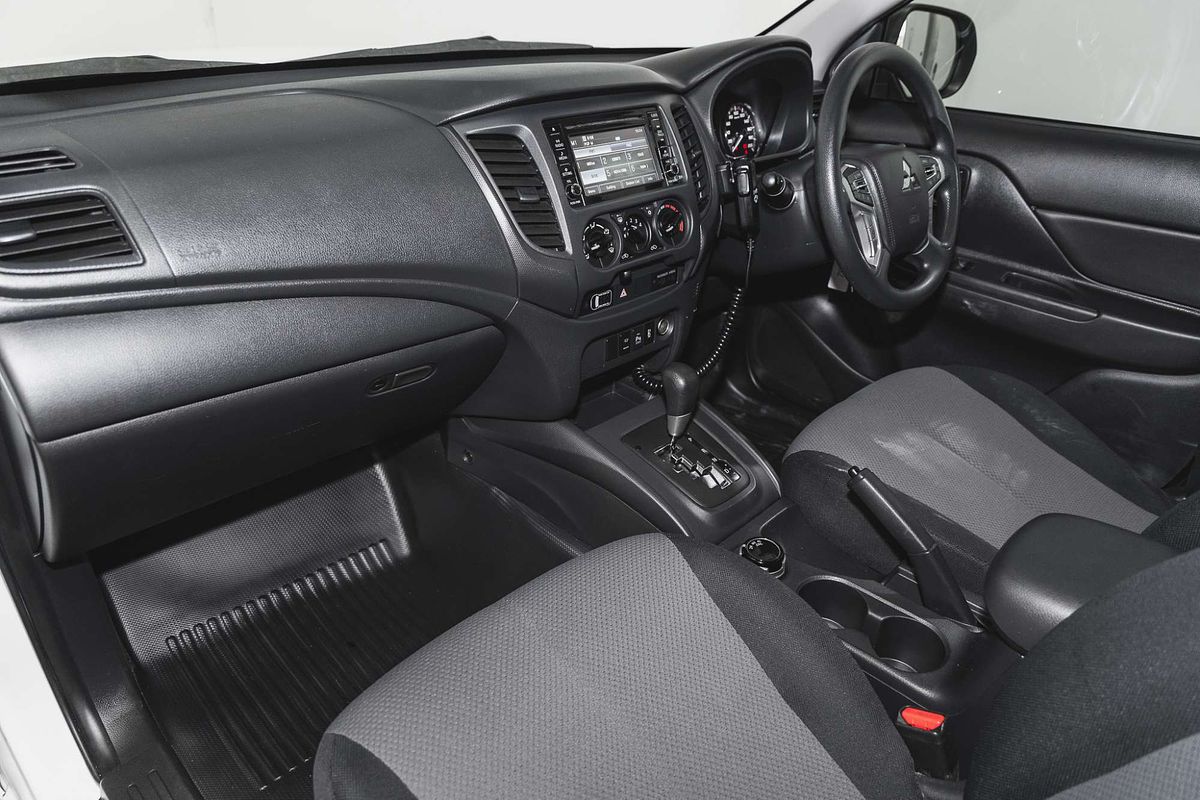 2021 Mitsubishi Triton GLX ADAS MR 4X4