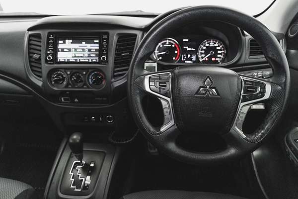 2021 Mitsubishi Triton GLX ADAS MR 4X4