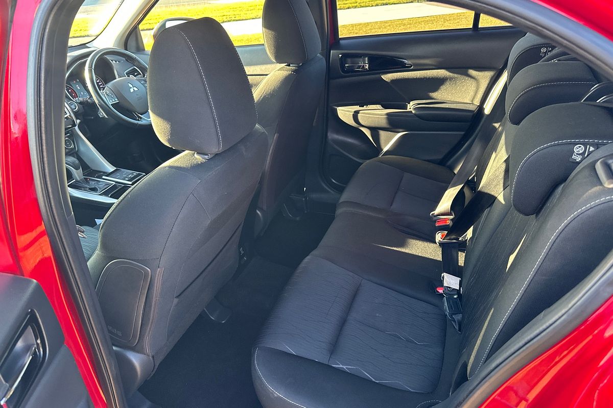 2018 Mitsubishi Eclipse Cross LS YA