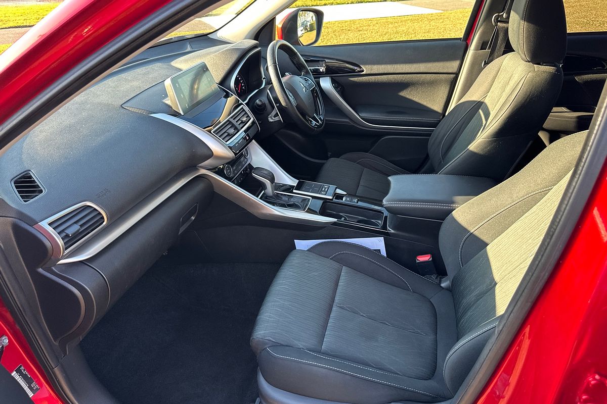 2018 Mitsubishi Eclipse Cross LS YA