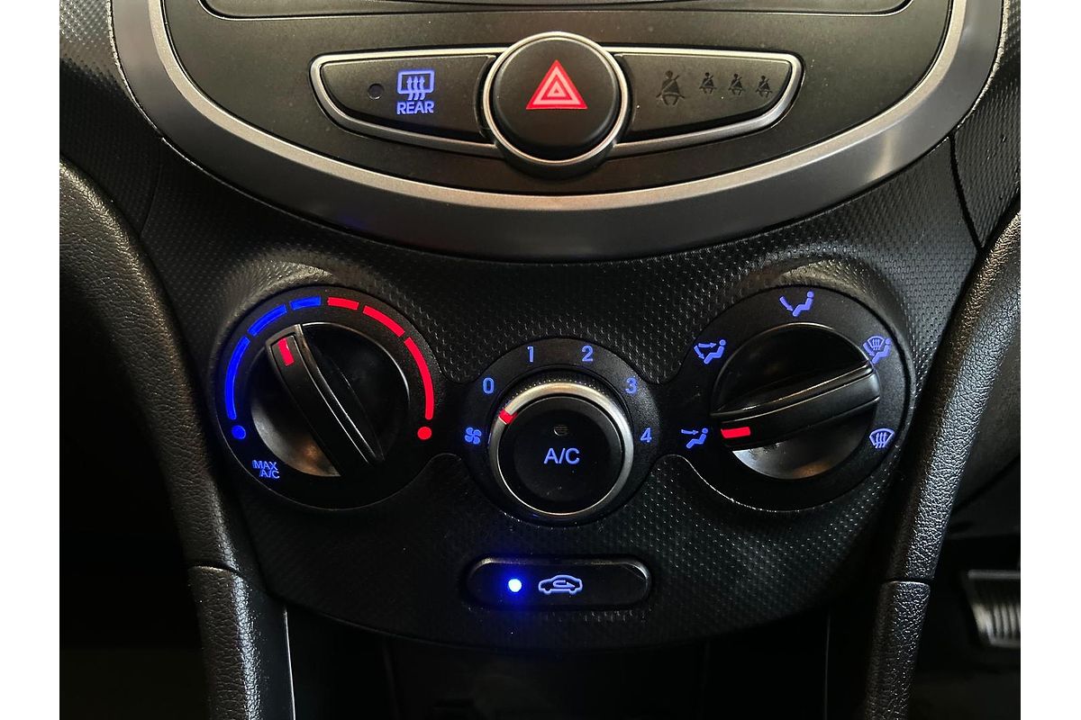 2019 Hyundai Accent Sport RB6