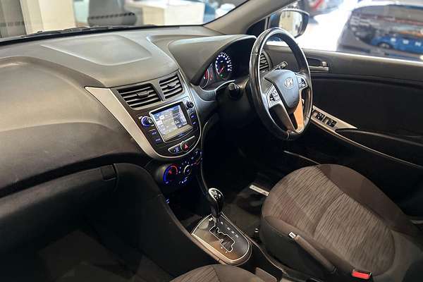 2019 Hyundai Accent Sport RB6