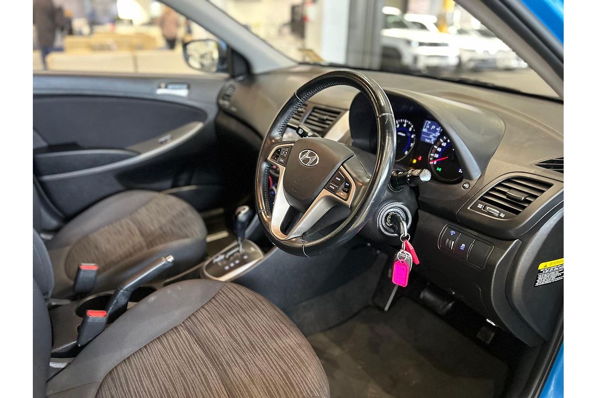 2019 Hyundai Accent Sport RB6