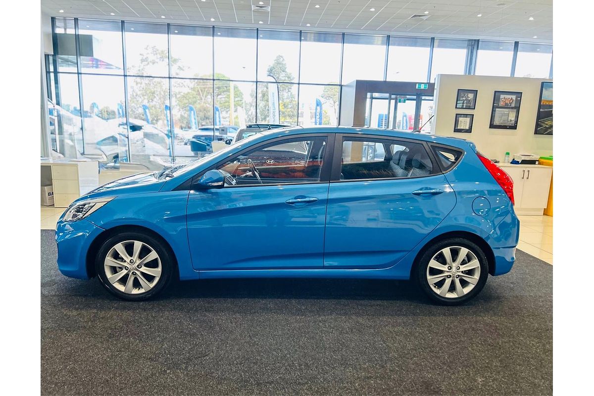 2019 Hyundai Accent Sport RB6