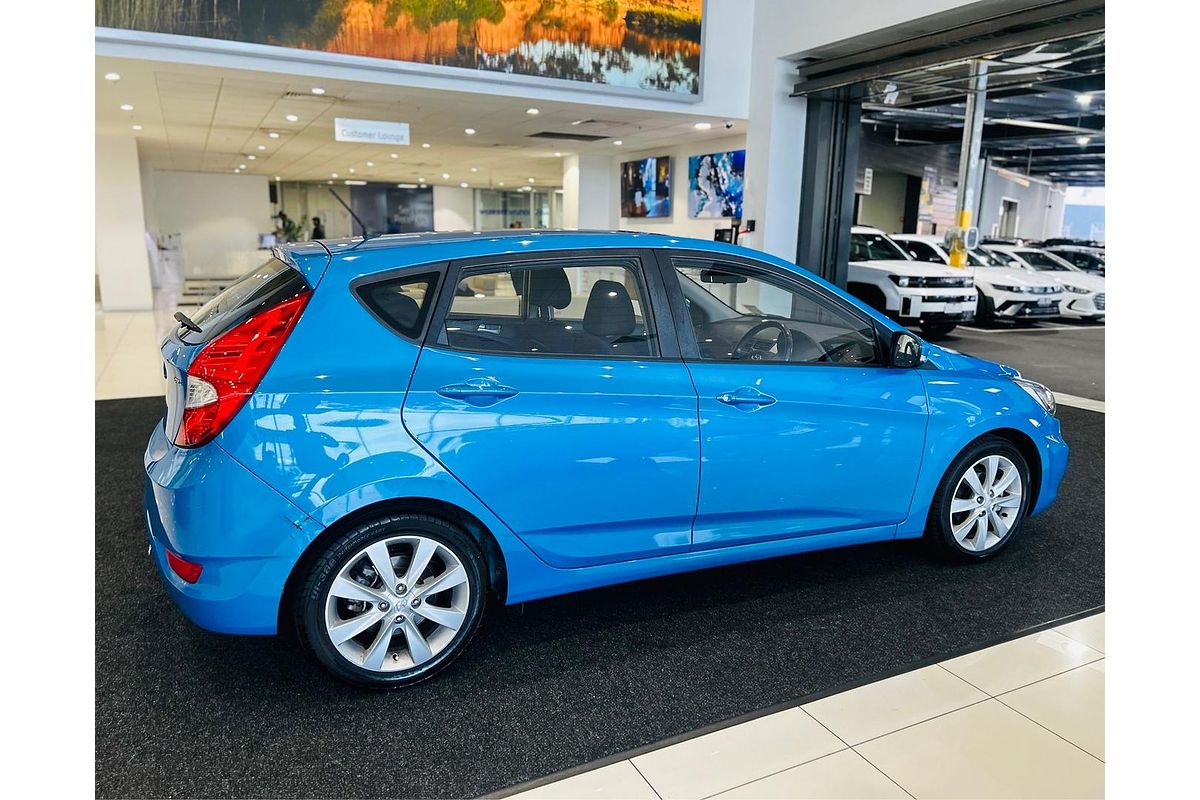 2019 Hyundai Accent Sport RB6