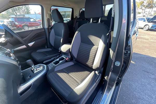 2023 Nissan Navara ST D23 4X4
