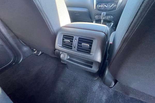 2023 Nissan Navara ST D23 4X4