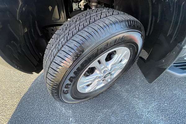 2023 Nissan Navara ST D23 4X4