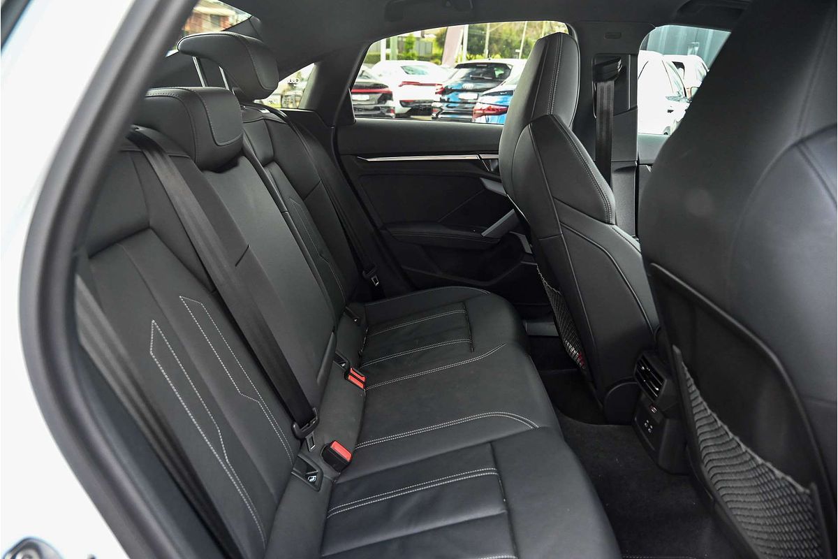 2024 Audi A3 35 TFSI S line GY