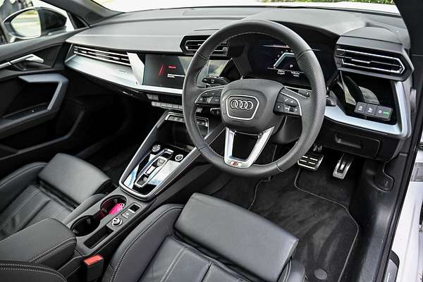 2024 Audi A3 35 TFSI S line GY