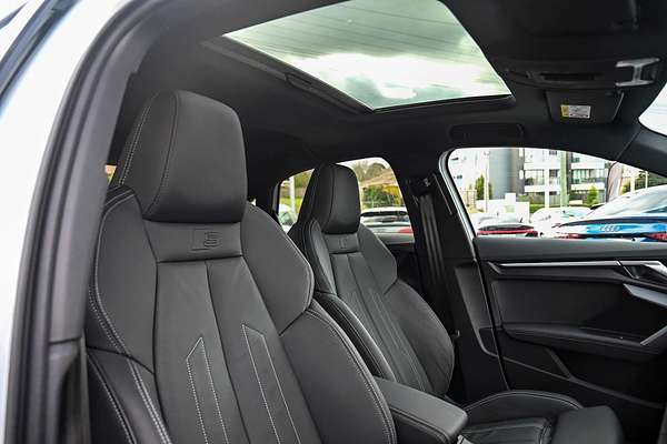 2024 Audi A3 35 TFSI S line GY