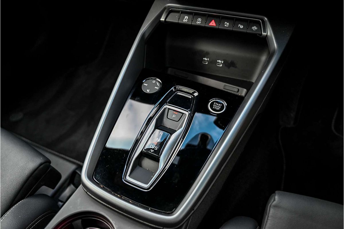 2024 Audi A3 35 TFSI S line GY