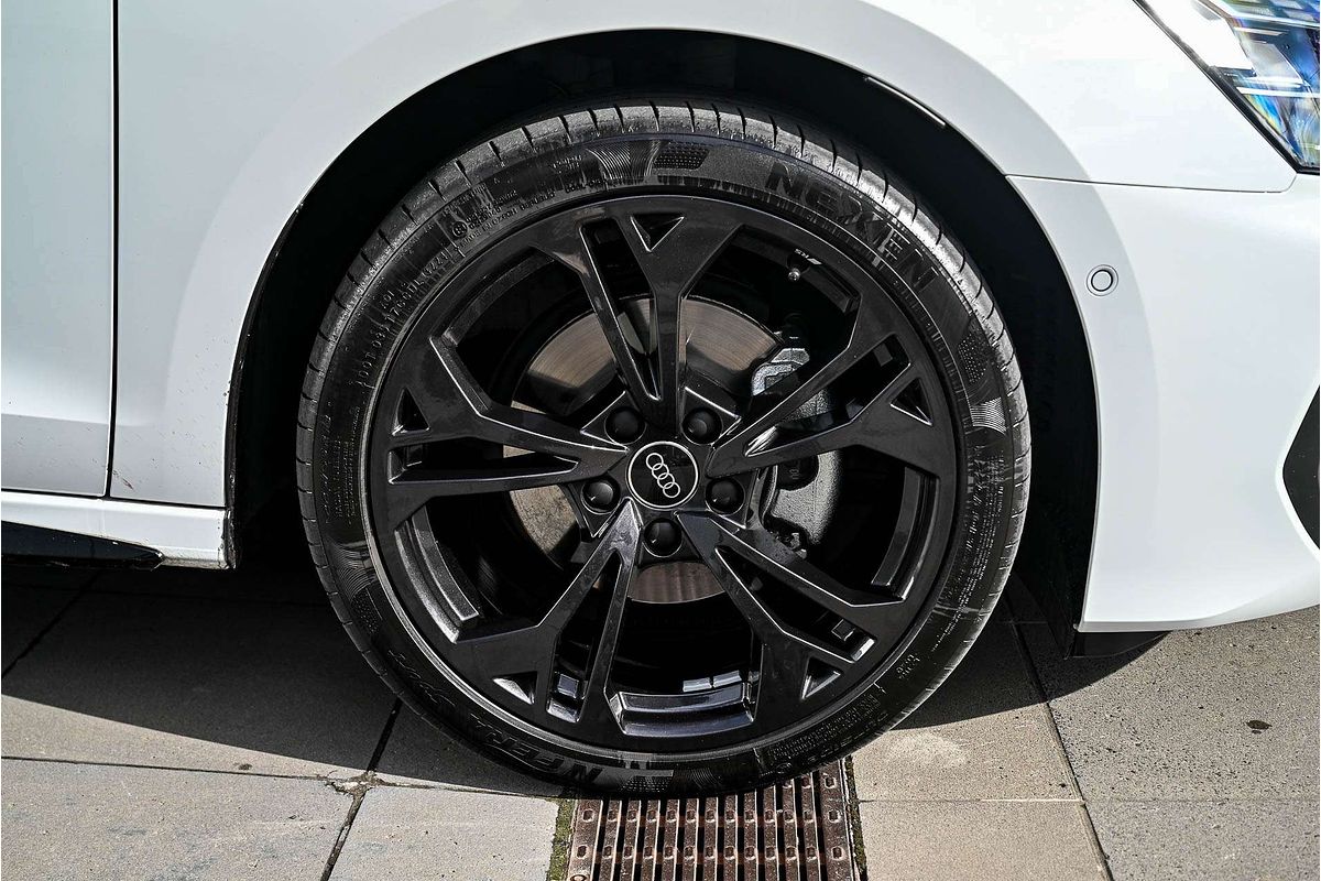 2024 Audi A3 35 TFSI S line GY