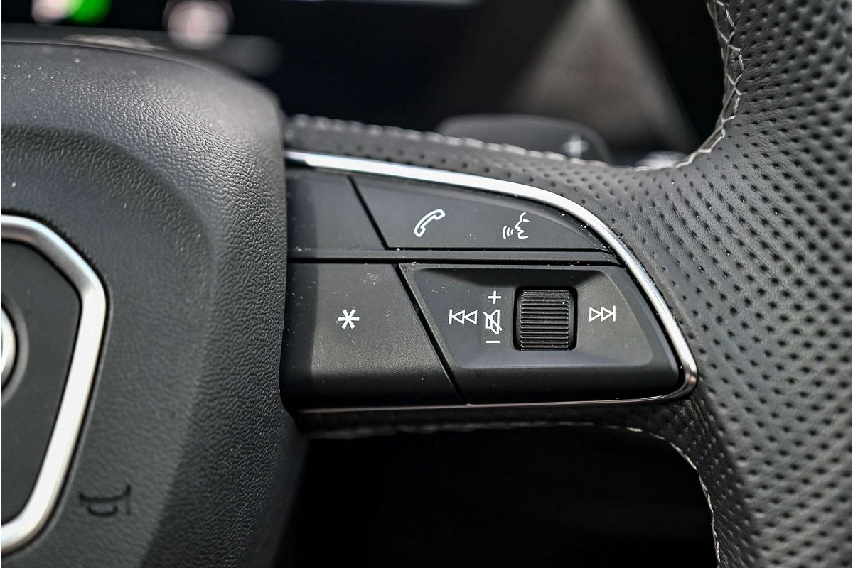 2024 Audi A3 35 TFSI S line GY