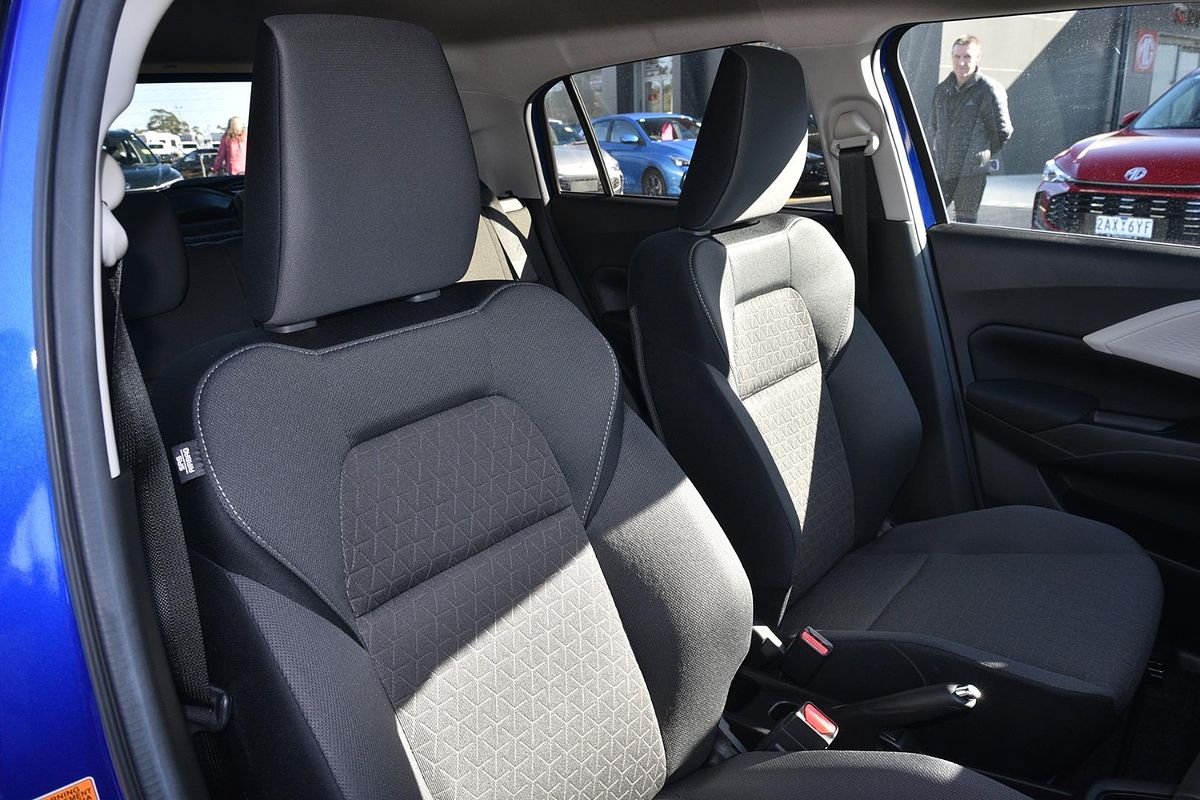 2024 Suzuki Swift Hybrid Plus UZ