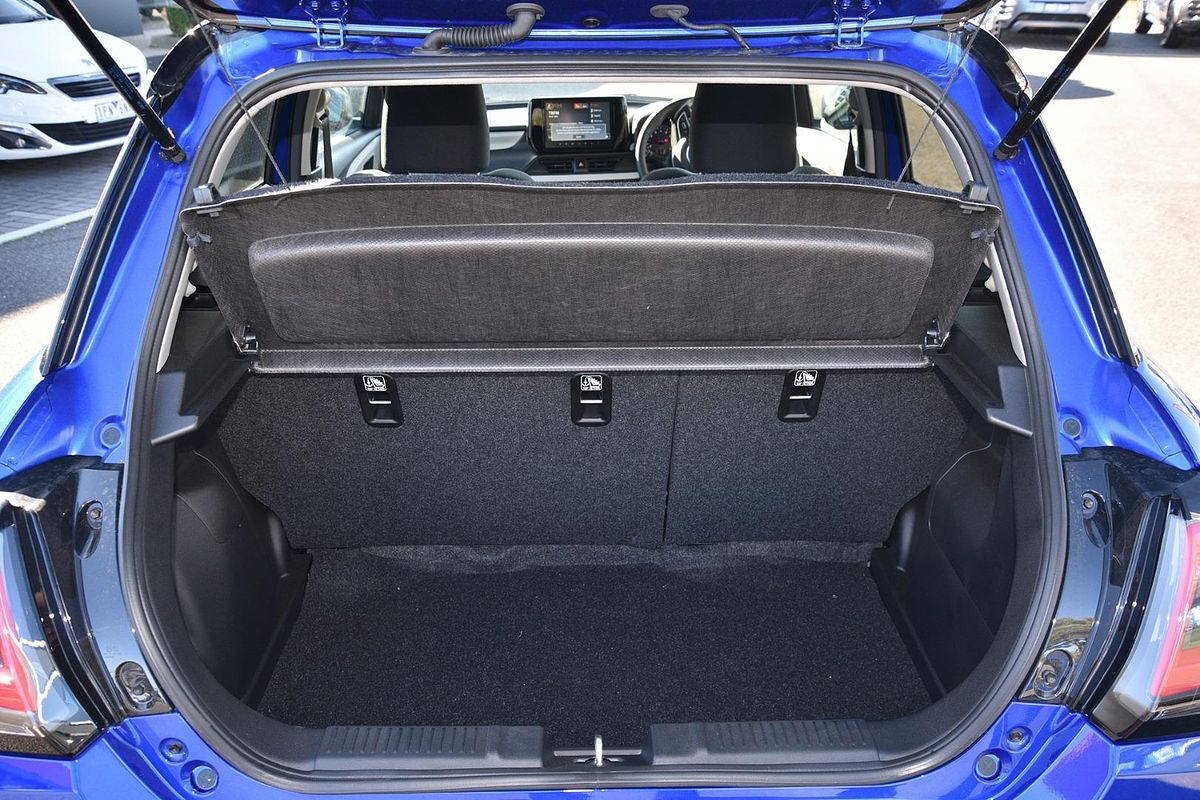 2024 Suzuki Swift Hybrid Plus UZ