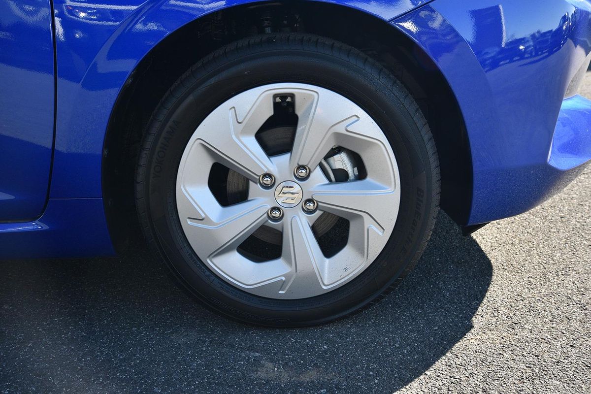 2024 Suzuki Swift Hybrid Plus UZ