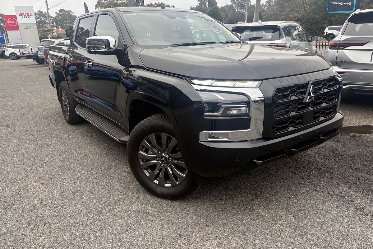 2025 Mitsubishi Triton GLS MV 4X4