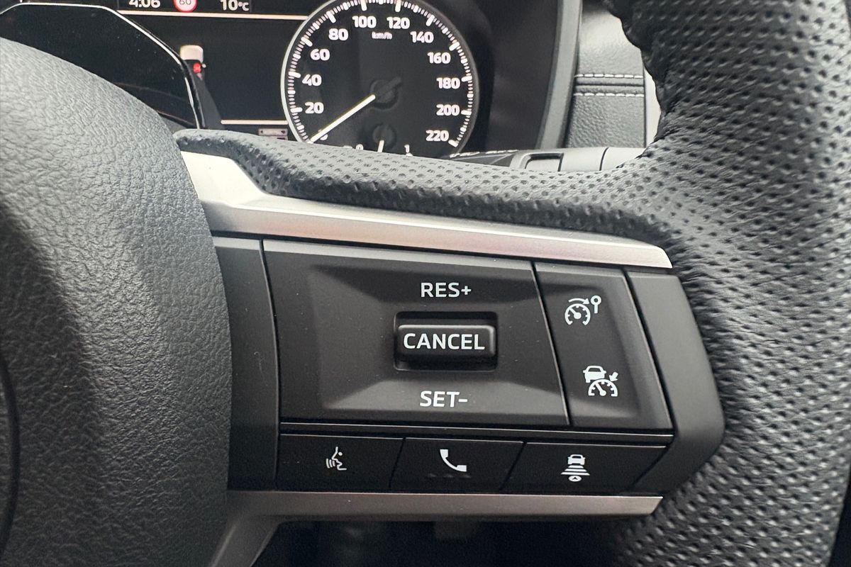 2025 Mitsubishi Triton GLS MV 4X4