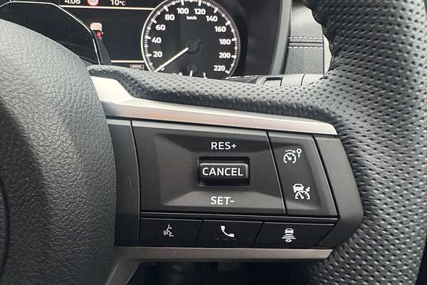 2025 Mitsubishi Triton GLS MV 4X4