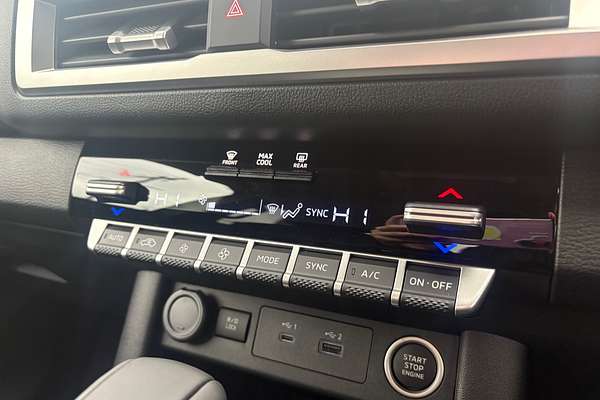 2025 Mitsubishi Triton GLS MV 4X4