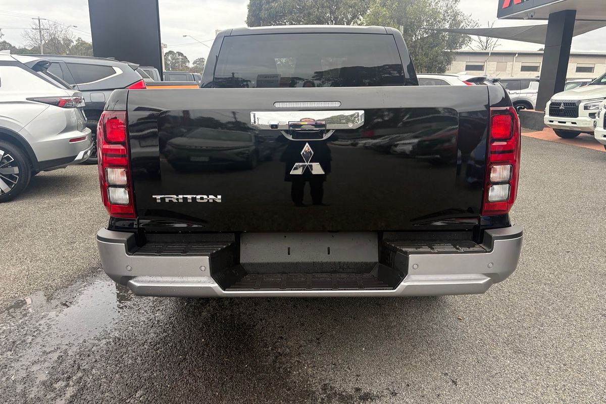 2025 Mitsubishi Triton GLS MV 4X4