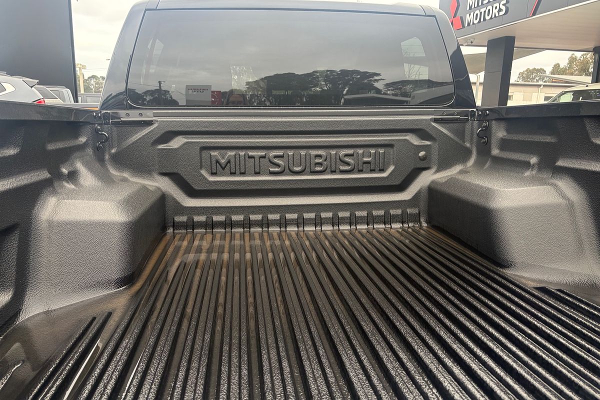 2025 Mitsubishi Triton GLS MV 4X4