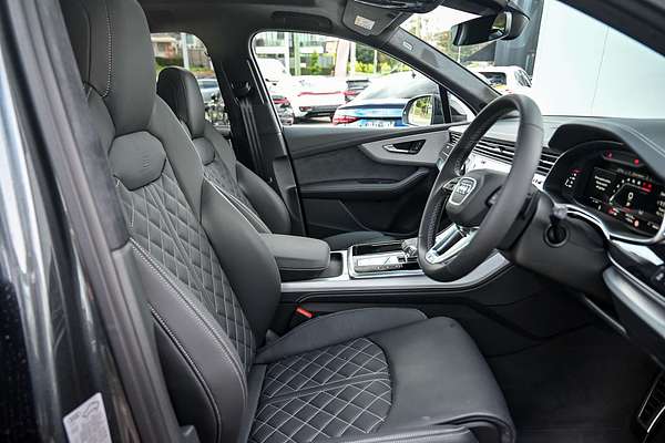 2025 Audi SQ7 TFSI 4M