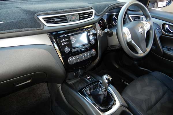 2015 Nissan X-TRAIL ST T32