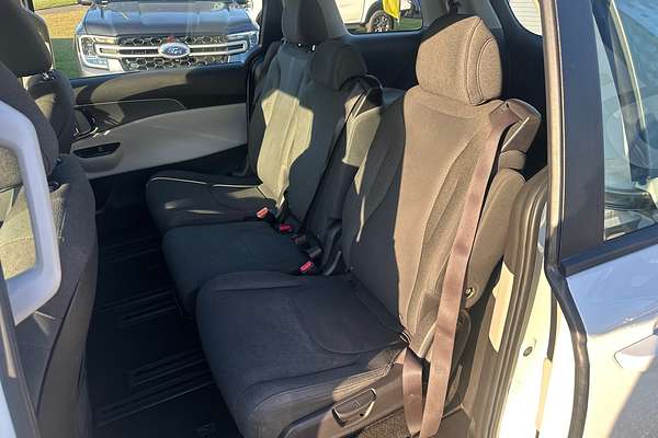 2022 Kia Carnival S KA4