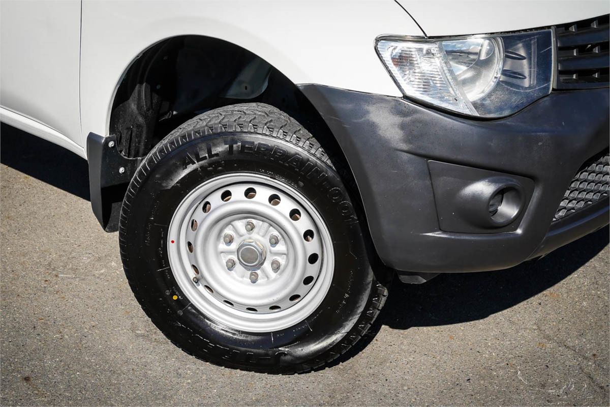 2013 Mitsubishi Triton GL MN Rear Wheel Drive