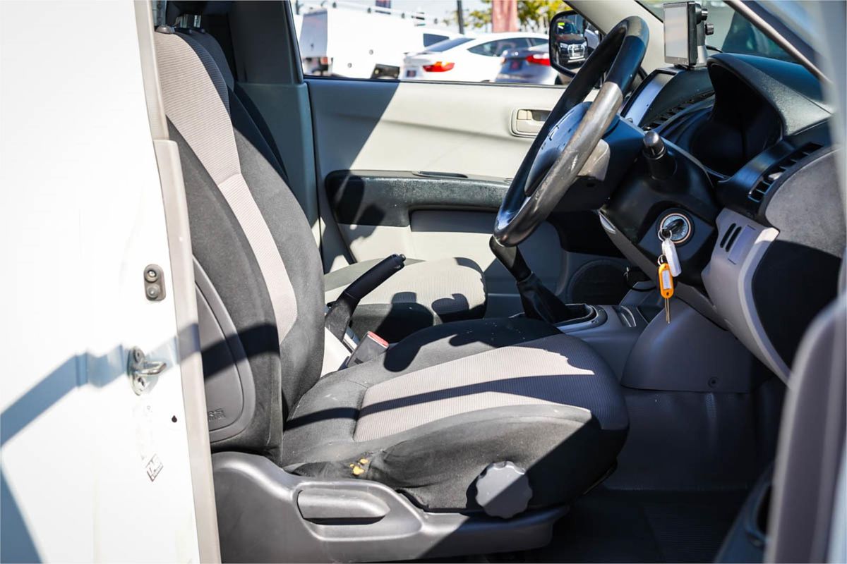 2013 Mitsubishi Triton GL MN Rear Wheel Drive