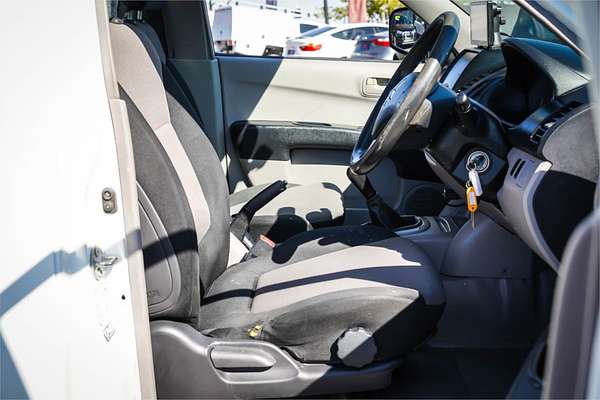 2013 Mitsubishi Triton GL MN Rear Wheel Drive