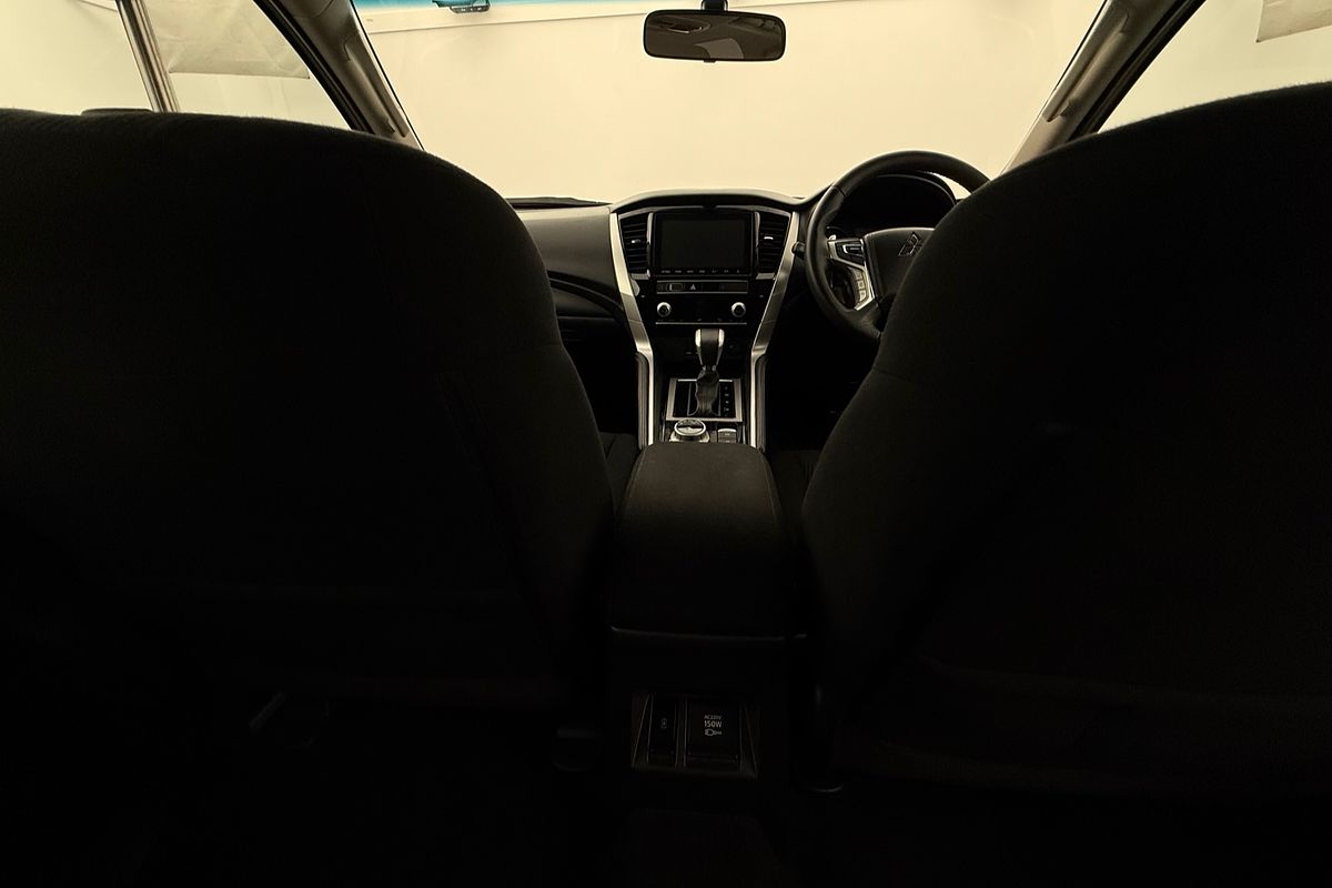 2021 Mitsubishi Pajero Sport GLX QF