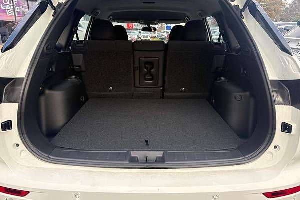 2025 Mitsubishi Outlander ES ZM