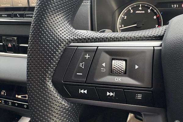 2025 Mitsubishi Outlander ES ZM