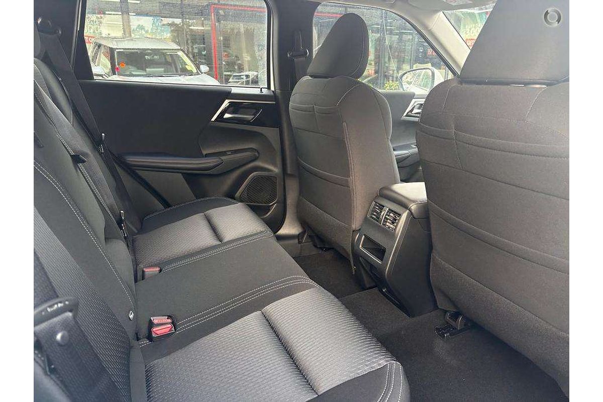 2025 Mitsubishi Outlander ES ZM