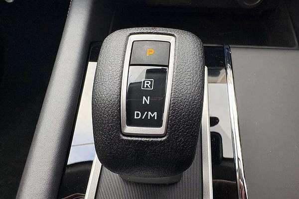 2025 Mitsubishi Outlander ES ZM