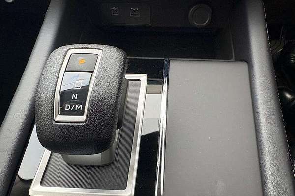 2025 Mitsubishi Outlander ES ZM